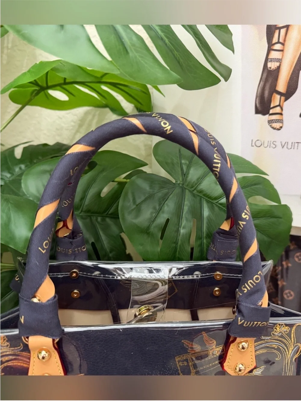 🌲🌲Louis Vuitton Holiday Gift Bag Tote🌲🌲 - Picture 5 of 8